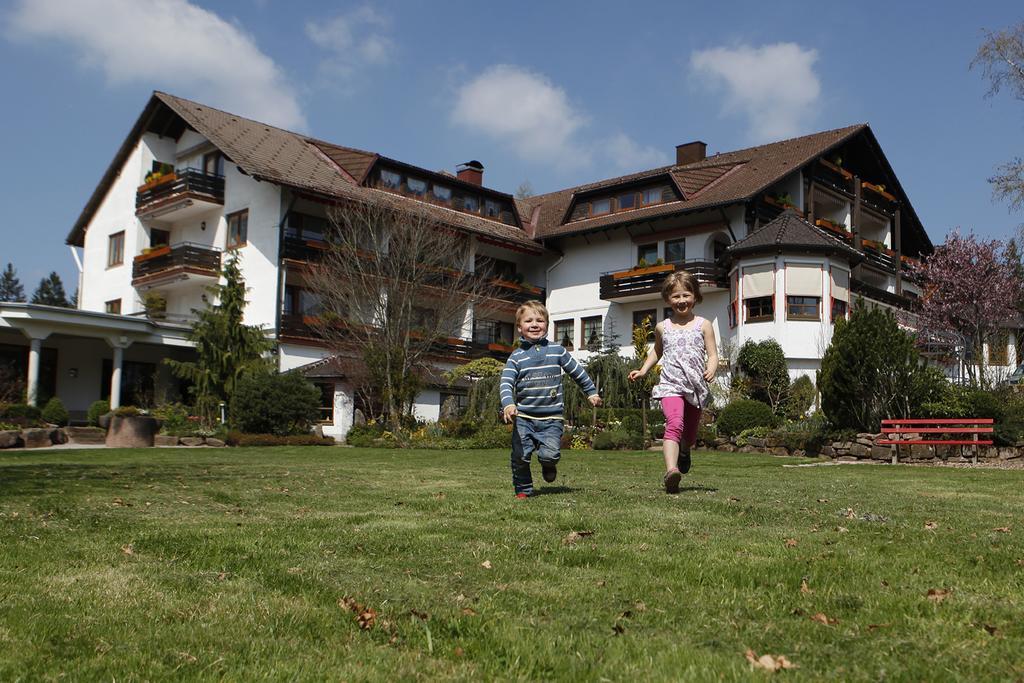 Hotel Waldblick Schwarzwalddorf Kniebis Exterior foto